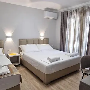 Aaa Bed & Breakfast Berat